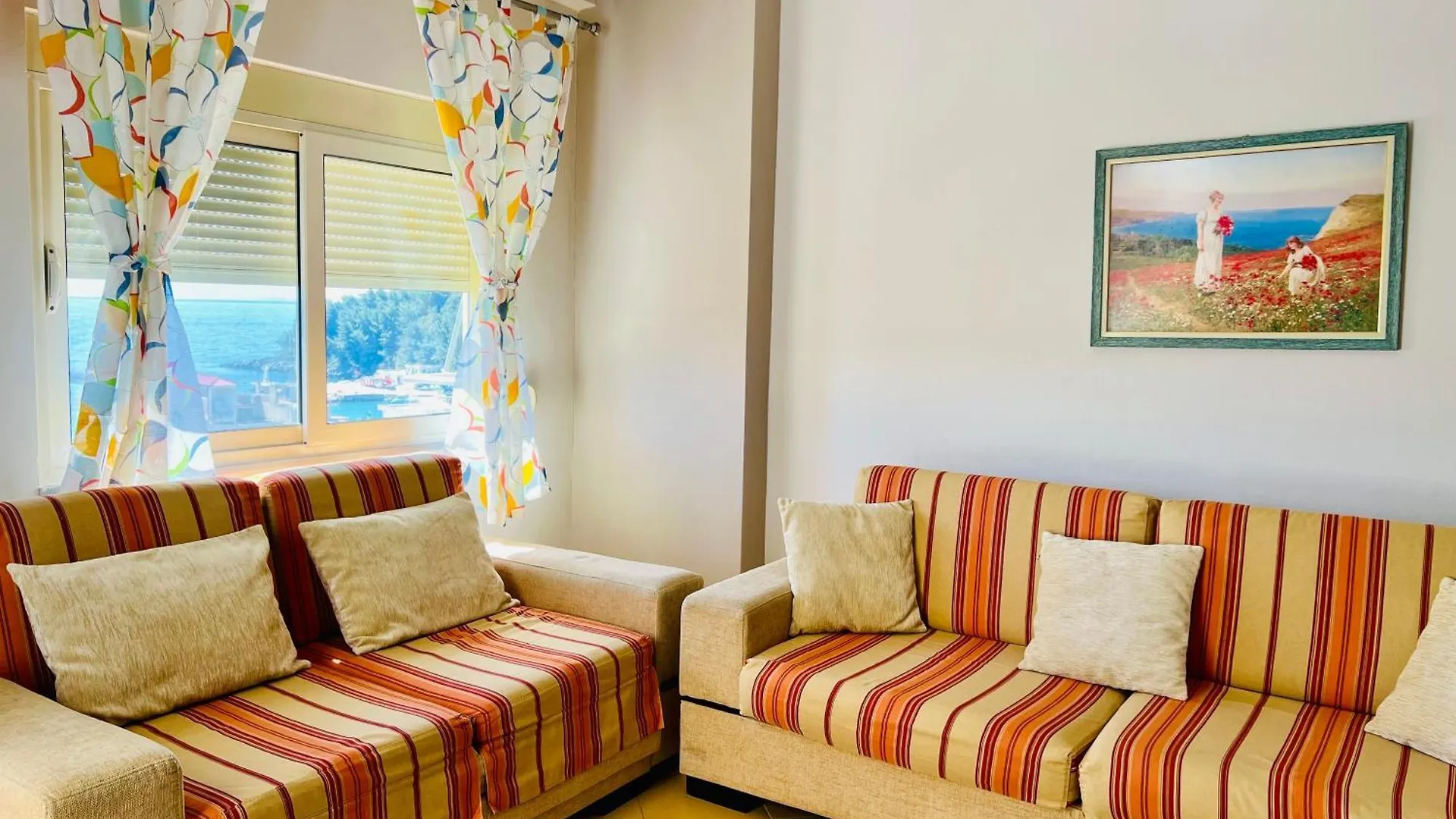 Sea View Apartment, Himara
